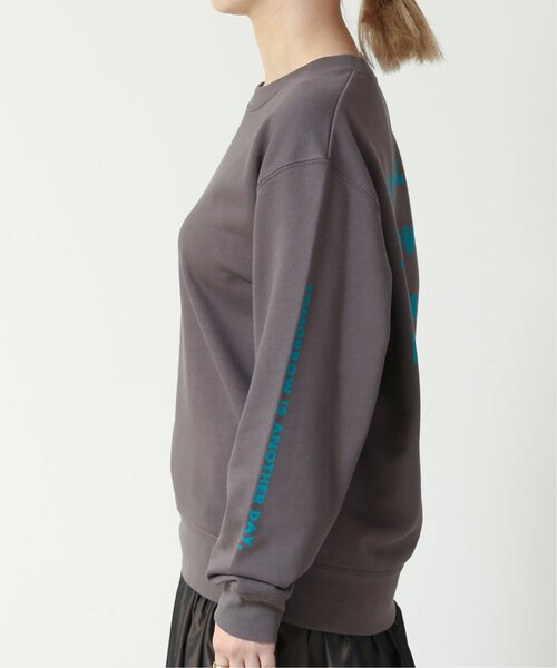 MJUKA.(ミューカ)の「プリントスウェットプルオーバー(Tシャツ/カットソー・レディース・チャコールグレー/ベージュ・FREE)」の15枚目の写真