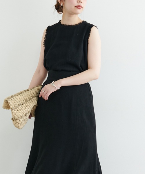 natural couture(ナチュラルクチュール)の「麻混フリンジノースリーブブラウス(シャツ/ブラウス・レディース・ブラック/レッド/アイボリー/イエロー・FREE)」の11枚目の写真
