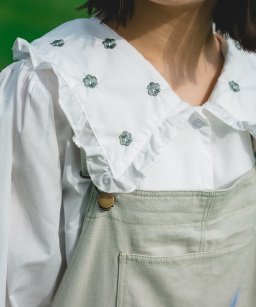 nemne store（ネンネストア）の「お花畑の刺繍衿ブラウス（シャツ/ブラウス・レディース・ベージュ/オフホワイト/ブルー/ミント・フリー）」の11枚目の写真