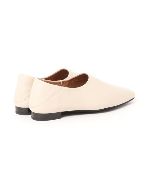 ATELIER BRUGGE(アトリエブルージュ)の「ATELIER BRUGGE / 本革セミポインテッドバブーシュ(パンプス・レディース・ライトグレー/ブラック・23.5cm/24cm/24.5cm/23cm)」の13枚目の写真