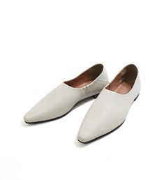 ATELIER BRUGGE / 本革セミポインテッドバブーシュ