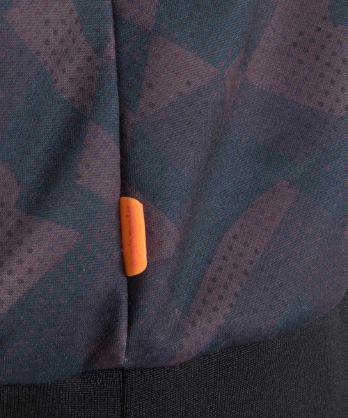 +phenix(プラスフェニックス)の「+phenix(プラスフェニックス)Quilt Sweat Pullover スウェット/裏起毛/プルオーバー/キルティング/クルーネック(Tシャツ/カットソー・メンズ・ホワイト/ブラック/カーキ/ホワイト×グレー・S/M/L/XL/XXL)」の18枚目の写真