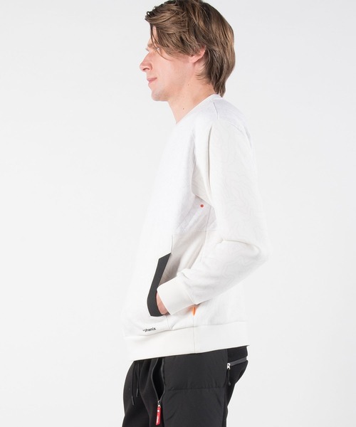+phenix(プラスフェニックス)の「+phenix(プラスフェニックス)Quilt Sweat Pullover スウェット/裏起毛/プルオーバー/キルティング/クルーネック(Tシャツ/カットソー・メンズ・ホワイト/ブラック/カーキ/ホワイト×グレー・S/M/L/XL/XXL)」の17枚目の写真