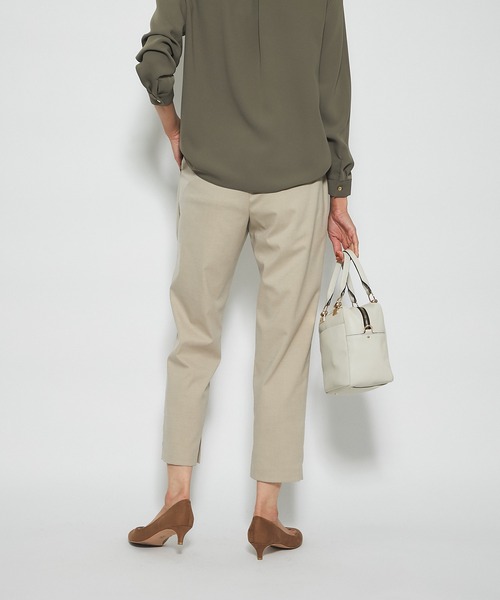 RIVE DROITE（リヴドロワ）の「《2サイズ展開》シーズンレスで活躍する　イージーケアインスリットパンツ（その他パンツ・レディース・ブラック/ベージュ/ボルドー・38/36）」の19枚目の写真