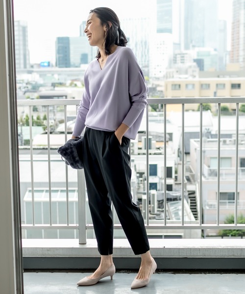 RIVE DROITE（リヴドロワ）の「《2サイズ展開》シーズンレスで活躍する　イージーケアインスリットパンツ（その他パンツ・レディース・ブラック/ベージュ/ボルドー・38/36）」の5枚目の写真