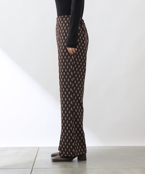 COLONY 2139（コロニートゥーワンスリーナイン）の「【WEB・一部店舗限定】カットジャガードスリットロングパンツ(セットアップ可)（その他パンツ・レディース・ブラック/ブラウン・FREE）」の14枚目の写真