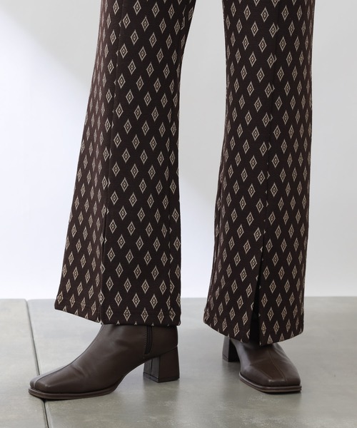 COLONY 2139（コロニートゥーワンスリーナイン）の「【WEB・一部店舗限定】カットジャガードスリットロングパンツ(セットアップ可)（その他パンツ・レディース・ブラック/ブラウン・FREE）」の22枚目の写真