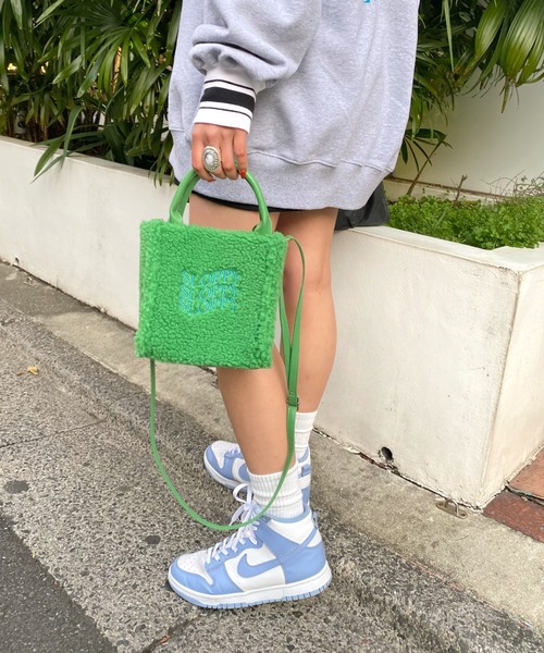 WHO'S WHO gallery（フーズフーギャラリー）の「【SLOPPY/スロッピー】ボアBAG（ショルダーバッグ・レディース・アイボリー/パープル/グリーン・FREE）」の7枚目の写真