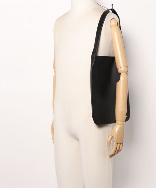 DEVICE+（デバイスプラス）の「DEVICE＋カウレザー オリジナルロゴ トートバッグ（トートバッグ・メンズ・ブラック/ネイビー/ブラウン/グレー・FREE）」の8枚目の写真