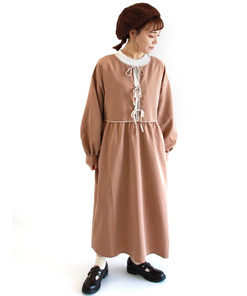 ehka sopo（エヘカソポ）の「シャーリング襟テレコカットソー（Tシャツ/カットソー・レディース・ブラック/オフホワイト/キナリ・ﾌﾘ-）」の14枚目の写真