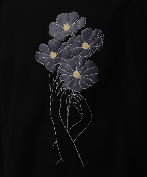 HARE（ハレ）の「フラワーステッチスウェット(HARE)（スウェット・メンズ・ブラック/パープル/オフホワイト・SMALL/MEDIUM）」の10枚目の写真