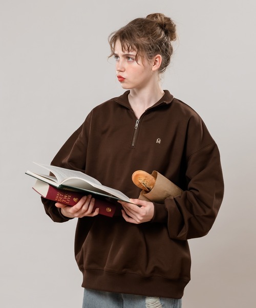 MUHET(ミュエータ)の「裏毛ハーフジップスウェット(スウェット・レディース・ダークブラウン/グリーン/ベージュ・SMALL/X-LARGE/MEDIUM)」の20枚目の写真