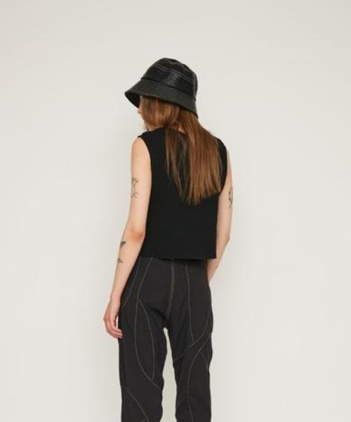 Cycle By Myob（サイクル バイ エムワイオービー）の「CYCLE SLEEVELESS TOPS CYCLE21AW-TP03（ベスト・レディース・ホワイト/ブラック・FREE）」の9枚目の写真