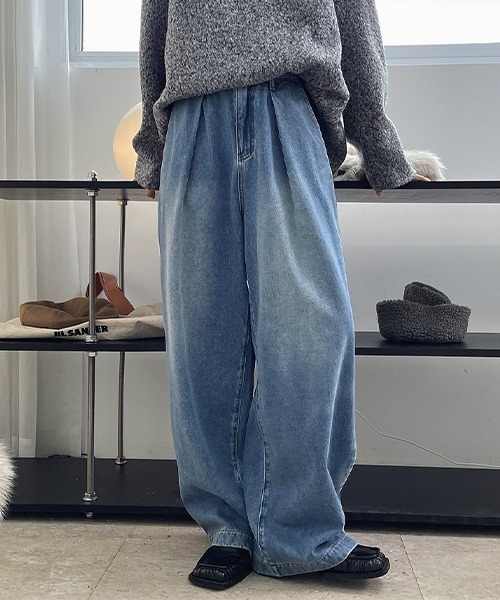 chuclla（チュクラ）の「ワイドシルエット ウォッシュタックデニム je