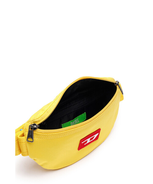 DIESEL（ディーゼル）の「ユニセックス リサイクルナイロン ベルトバッグ サステナブル（ボディバッグ/ウエストポーチ・メンズ・ブラック/レッド/イエロー/ホワイト・FREE）」の9枚目の写真