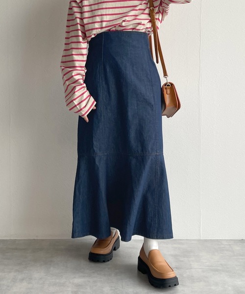 w closet(ダブルクローゼット)の「デニムマーメイドスカート(デニムスカート・レディース・ネイビー/ブラック/ブルー系その他・FREE)」の7枚目の写真