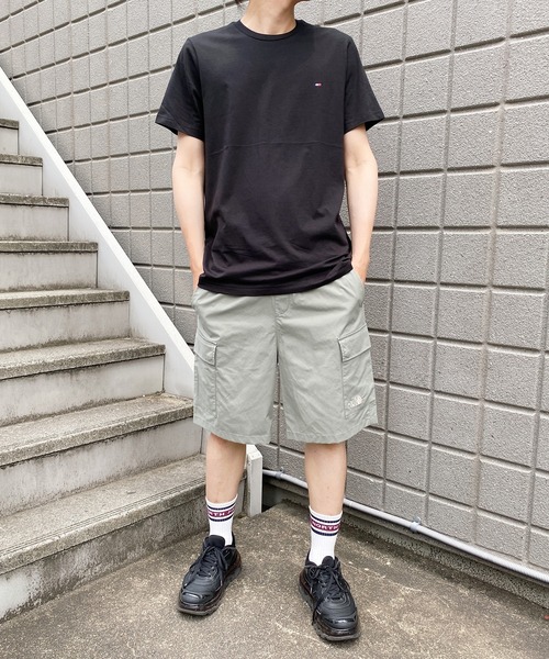 TOMMY HILFIGER(トミーヒルフィガー)の「TOMMY HILFIGER(トミーヒルフィガー) / Core Flag Tee フラッグロゴワンポイント刺繍Tシャツ(Tシャツ/カットソー・メンズ・ホワイト/ブラック/ネイビー/グレー・S/M/L)」の5枚目の写真