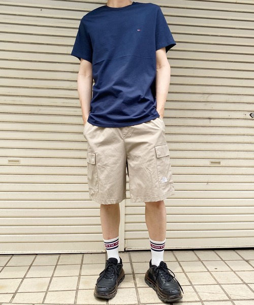 TOMMY HILFIGER(トミーヒルフィガー)の「TOMMY HILFIGER(トミーヒルフィガー) / Core Flag Tee フラッグロゴワンポイント刺繍Tシャツ(Tシャツ/カットソー・メンズ・ホワイト/ブラック/ネイビー/グレー・S/M/L)」の15枚目の写真