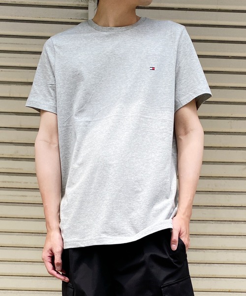 TOMMY HILFIGER(トミーヒルフィガー)の「TOMMY HILFIGER(トミーヒルフィガー) / Core Flag Tee フラッグロゴワンポイント刺繍Tシャツ(Tシャツ/カットソー・メンズ・ホワイト/ブラック/ネイビー/グレー・S/M/L)」の18枚目の写真
