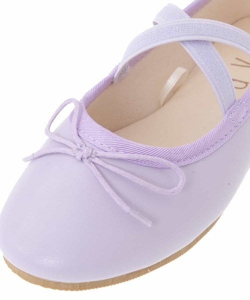a.v.v（アーヴェヴェ）の「[KIDS]リボンバレエシューズ[WEB限定サイズ]（バレエシューズ・キッズ・シルバー/ライトパープル/ブラック/アイボリー・19/21/18/23/20/22）」の9枚目の写真