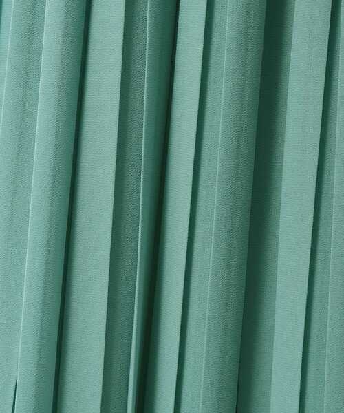 SOUP（スープ）の「◆7色展開/ふわっと揺れるニジイロプリーツスカート（スカート・レディース・チャコールグレー/ブラック/ブルー/グリーン/キャメル/パープル系4/ピンク系・11/09/07）」の19枚目の写真