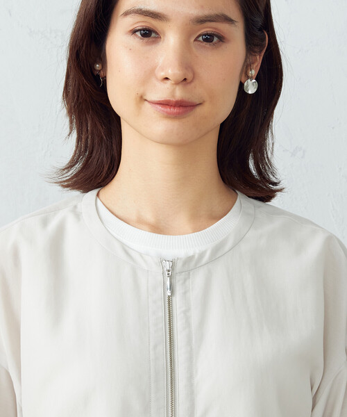 COMME CA ISM(コムサイズム)の「シアーブルゾン(ブルゾン・レディース・ベージュ/グリーン/チャコール・MEDIUM/LARGE)」の13枚目の写真