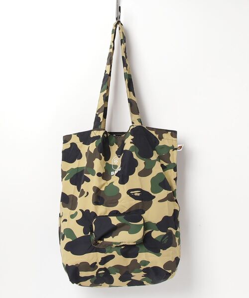 A BATHING APE（アベイシングエイプ）の「1ST CAMO PACKABLE