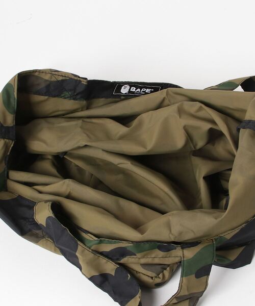 A BATHING APE（アベイシングエイプ）の「1ST CAMO PACKABLE