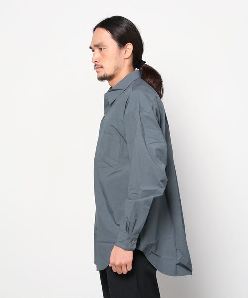 PORT BY ARK（ポートバイアーク）の「PORT BY ARK / ポートバイアーク：Regular Collar Shirt：PO11-SH001[COR]（シャツ/ブラウス・メンズ・グレー/ベージュ・1/2）」の3枚目の写真