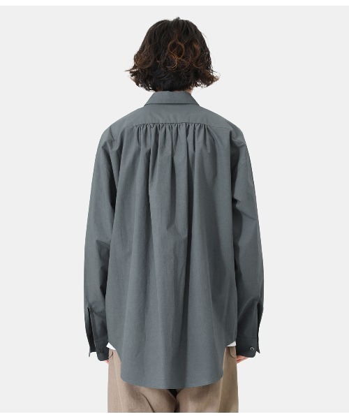 PORT BY ARK（ポートバイアーク）の「PORT BY ARK / ポートバイアーク：Regular Collar Shirt：PO11-SH001[COR]（シャツ/ブラウス・メンズ・グレー/ベージュ・1/2）」の6枚目の写真