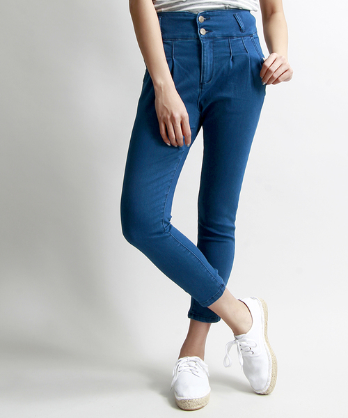 WEGO（ウィゴー）の「WEGO/デニムタックパンツ（デニムパンツ・レディース・ホワイト/インディゴブルー/ダークインディゴブルー・FREE）」の2枚目の写真