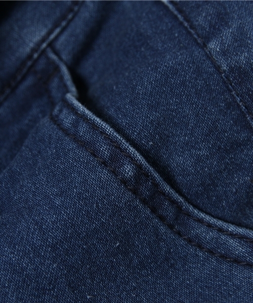 WEGO（ウィゴー）の「WEGO/デニムタックパンツ（デニムパンツ・レディース・ホワイト/インディゴブルー/ダークインディゴブルー・FREE）」の13枚目の写真