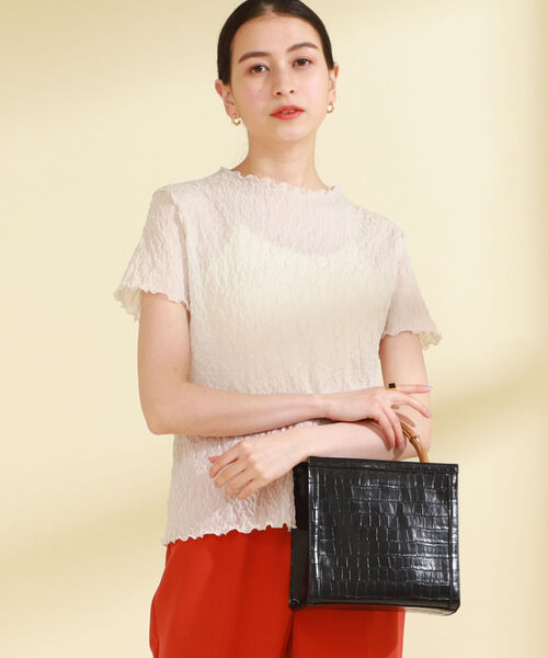 Ray BEAMS（レイビームス）の「Ray BEAMS / フラワー シュリンク ハーフスリーブ Tシャツ（Tシャツ/カットソー・レディース・ミント/オフホワイト/ブラック・ONE SIZE）」の18枚目の写真