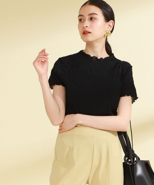 Ray BEAMS（レイビームス）の「Ray BEAMS / フラワー シュリンク ハーフスリーブ Tシャツ（Tシャツ/カットソー・レディース・ミント/オフホワイト/ブラック・ONE SIZE）」の4枚目の写真