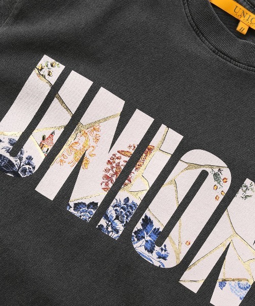 UNION(UNION TOKYO)(ユニオン)の「UNION TOKYO 4th UNION ORIGINAL PLATES TEE ユニオン Tシャツ(Tシャツ/カットソー・メンズ・ホワイト/ブラック・MEDIUM/LARGE/X-LARGE)」の7枚目の写真