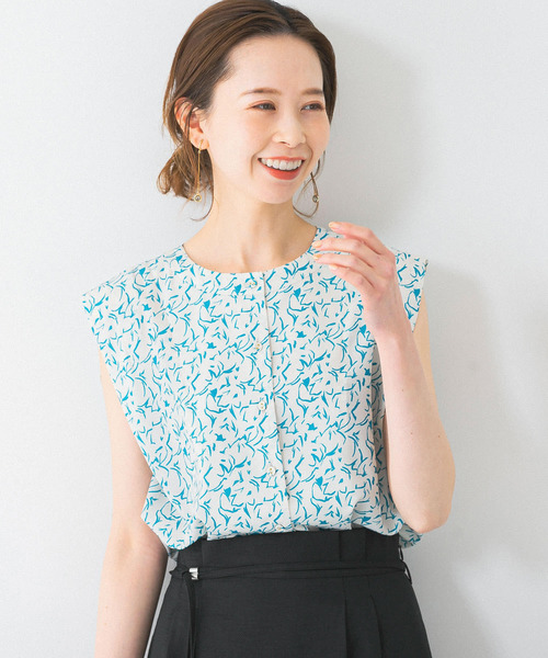 URBAN RESEARCH ROSSO（アーバンリサーチロッソ）の「ラインアートタックスリーブブラウス（シャツ/ブラウス・レディース・ブラック系その他/ホワイト系その他/ブルー系その他・FREE）」の3枚目の写真