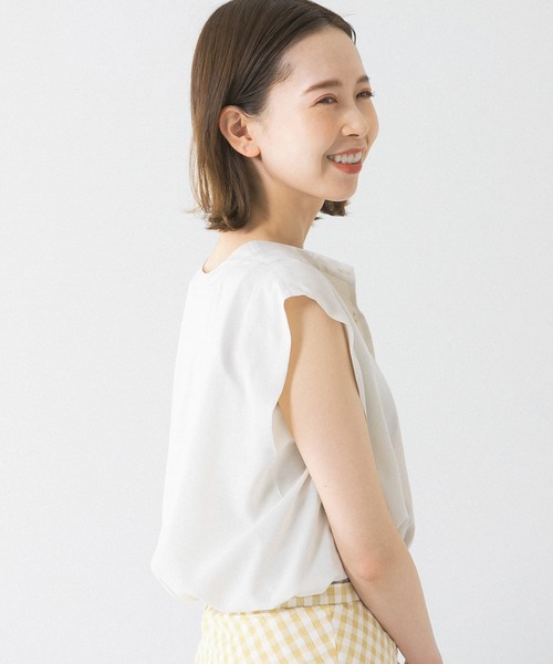 URBAN RESEARCH ROSSO（アーバンリサーチロッソ）の「ラインアートタックスリーブブラウス（シャツ/ブラウス・レディース・ブラック系その他/ホワイト系その他/ブルー系その他・FREE）」の5枚目の写真