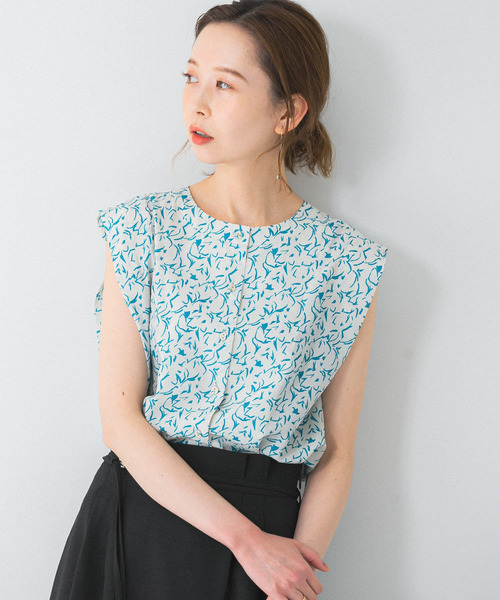 URBAN RESEARCH ROSSO（アーバンリサーチロッソ）の「ラインアートタックスリーブブラウス（シャツ/ブラウス・レディース・ブラック系その他/ホワイト系その他/ブルー系その他・FREE）」の17枚目の写真