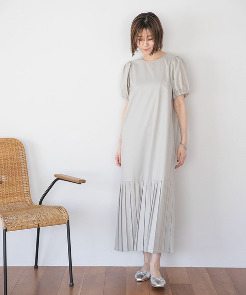 apart by lowrys(アパートバイローリーズ)の「スソプリーツソデパフワンピースSS 285986(ワンピース)」|グレー系その他4