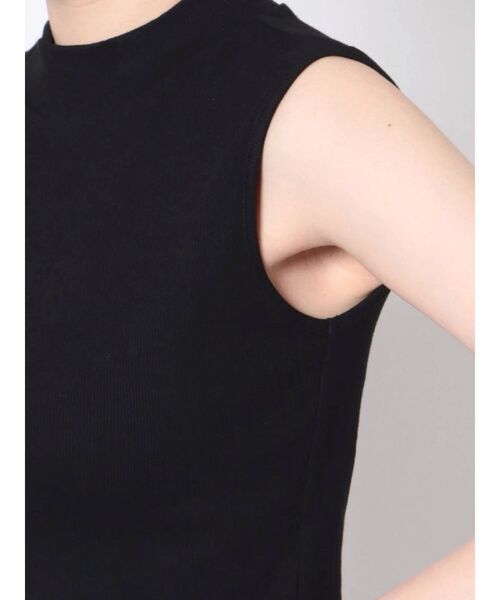 EVRIS（エヴリス）の「ボトルネックノースリトップス（タンクトップ・レディース・ブラック/ホワイト・FREE）」の6枚目の写真