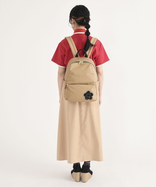 すぐ届く☆MARY QUANT リュック デイジーパッチがポイント◎ MARY QUANT（マリークワント）の「ポリキャンバスデイジーパッチ