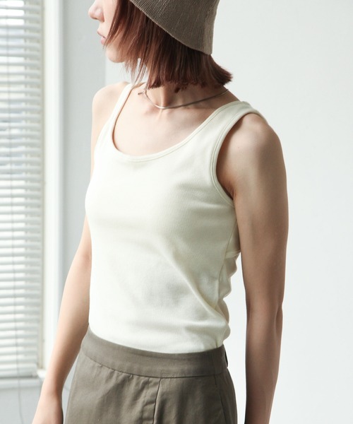 Chillfar（チルファー）の「カップ付アシメキャミタンク（タンクトップ・レディース・ブラック/オフホワイト/オレンジ/グレイッシュベージュ/グリーン系・FREE）」の7枚目の写真