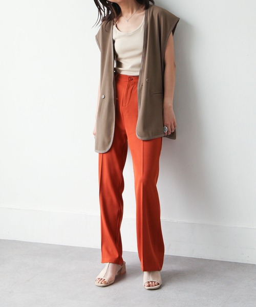 Chillfar（チルファー）の「カップ付アシメキャミタンク（タンクトップ・レディース・ブラック/オフホワイト/オレンジ/グレイッシュベージュ/グリーン系・FREE）」の15枚目の写真