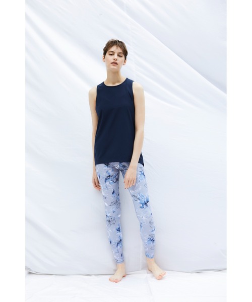 Julier Yoga and Relax(ジュリエヨガアンドリラックス)の「Julier プライムフレックスラッププルオーバー(Tシャツ/カットソー・レディース・ネイビー/ブラウン/ライトグレー・FREE)」の1枚目の写真