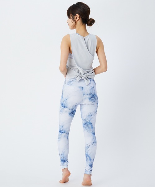 Julier Yoga and Relax(ジュリエヨガアンドリラックス)の「Julier プライムフレックスラッププルオーバー(Tシャツ/カットソー・レディース・ネイビー/ブラウン/ライトグレー・FREE)」の16枚目の写真