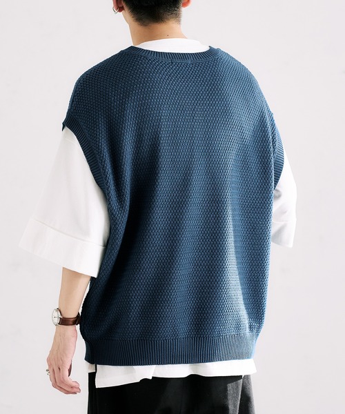 epnok（エプノック）の「クルーネックルーズニットベスト（ベスト・メンズ・ブラック/ブルー/グリーン/ナチュラル・SMALL/MEDIUM/LARGE）」の6枚目の写真