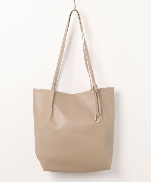 HONEYSUCKLE ROSE（ハニーサックルローズ）の「【HONEYSUCKLE ROSE】フェイクレザートートバッグ【A4対応】（トートバッグ・レディース・ブラック/グレー・ONE SIZE）」の6枚目の写真