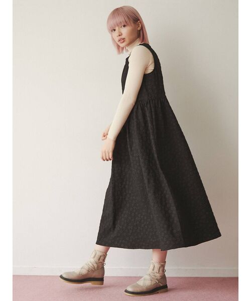 merry jenny（メリージェニー）の「おはなジャガードジャンパーワンピース（ワンピース・レディース・ブラック/ベージュ・FREE）」の11枚目の写真