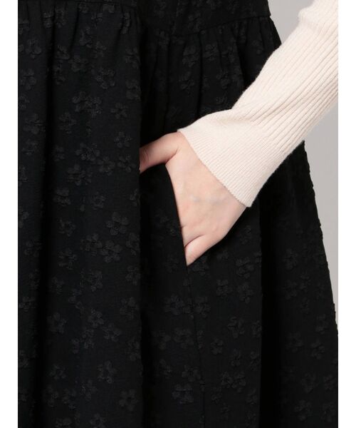 merry jenny（メリージェニー）の「おはなジャガードジャンパーワンピース（ワンピース・レディース・ブラック/ベージュ・FREE）」の20枚目の写真