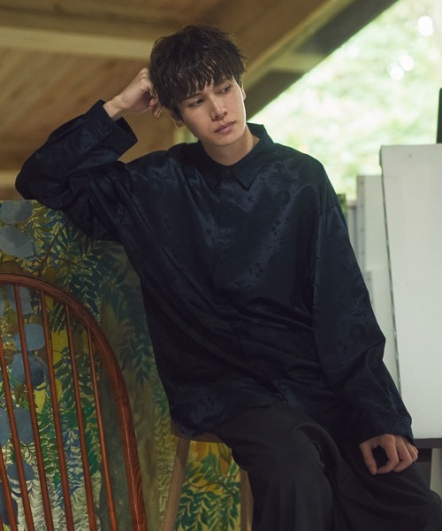 KUUUPY（クーピー）の「Flower Jacquard Regular Collar Shirts - フラワージャカード織レギュラーカラーシャツ（シャツ/ブラウス・メンズ・ネイビー/ホワイト/ブラック/グレー・SMALL/MEDIUM/LARGE）」の20枚目の写真